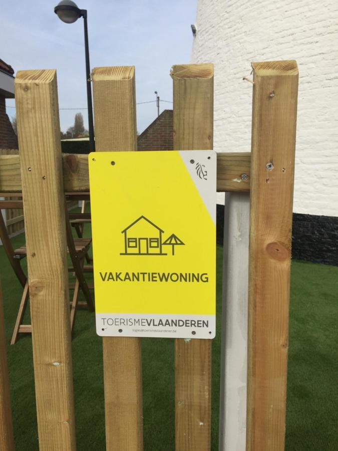 De Lievensmolen Villa Damme Bagian luar foto